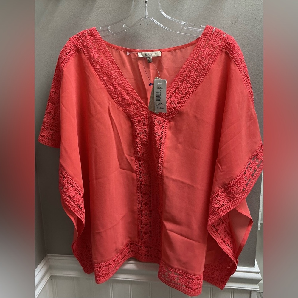 Halo lace accent fusion coral tunic top